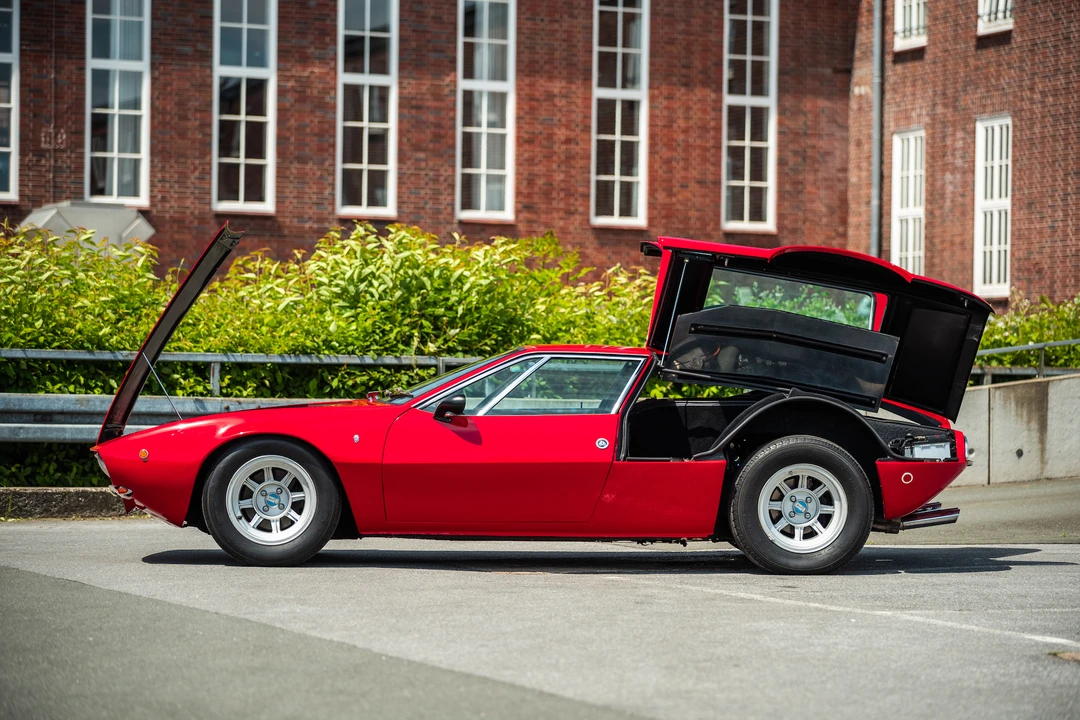 1970 DeTomaso Mangusta - Image 17 of 31