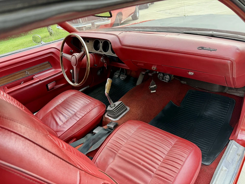 1970 Dodge Challenger 1st Gen - Image 26 of 31