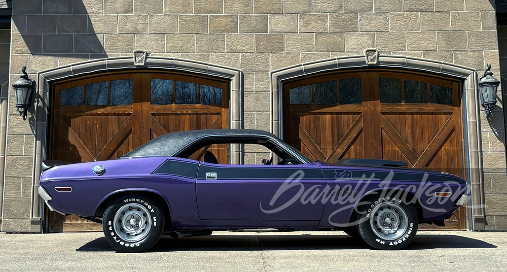 1970 Dodge Challenger R/T & T/A 1st Gen - Image 2 of 31