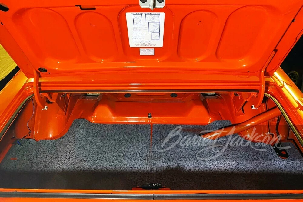 1970 Dodge Challenger Hemi 1st Gen - Image 16 of 20