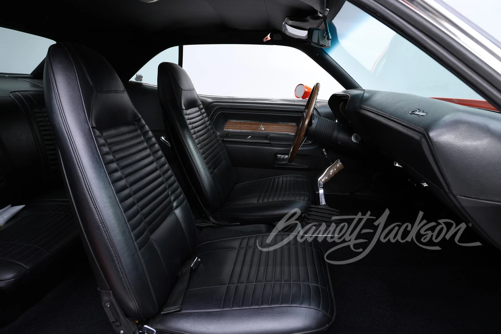 1970 Dodge Challenger Hemi 1st Gen - Image 15 of 31