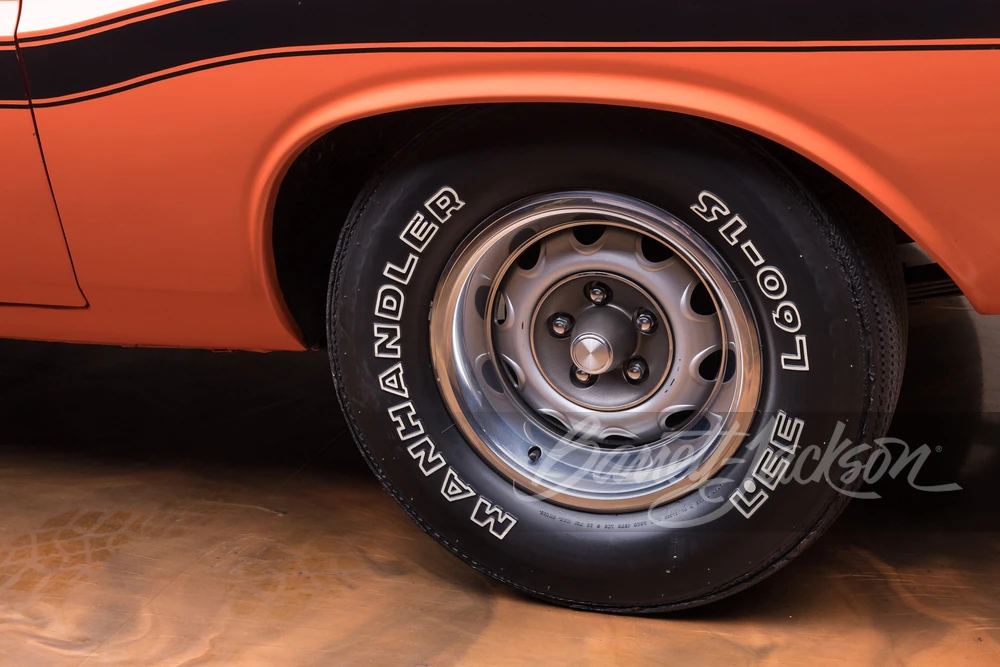 1970 Dodge Challenger Hemi 1st Gen - Image 17 of 31