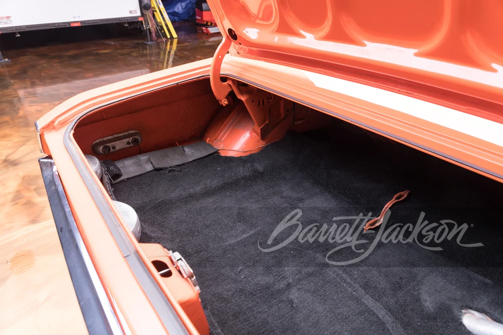 1970 Dodge Challenger Hemi 1st Gen - Image 18 of 31