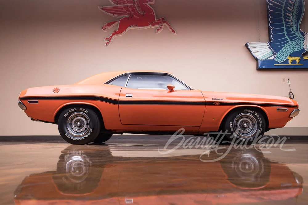 1970 Dodge Challenger Hemi 1st Gen - Image 25 of 31