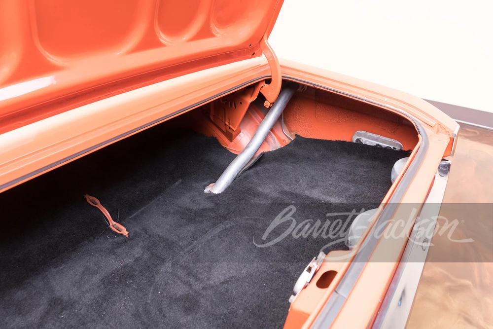 1970 Dodge Challenger Hemi 1st Gen - Image 26 of 31