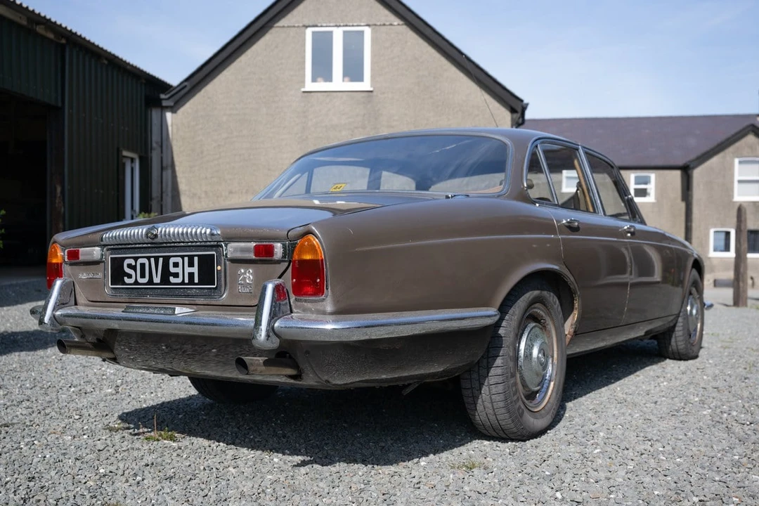 1970 Daimler - Image 4 of 31