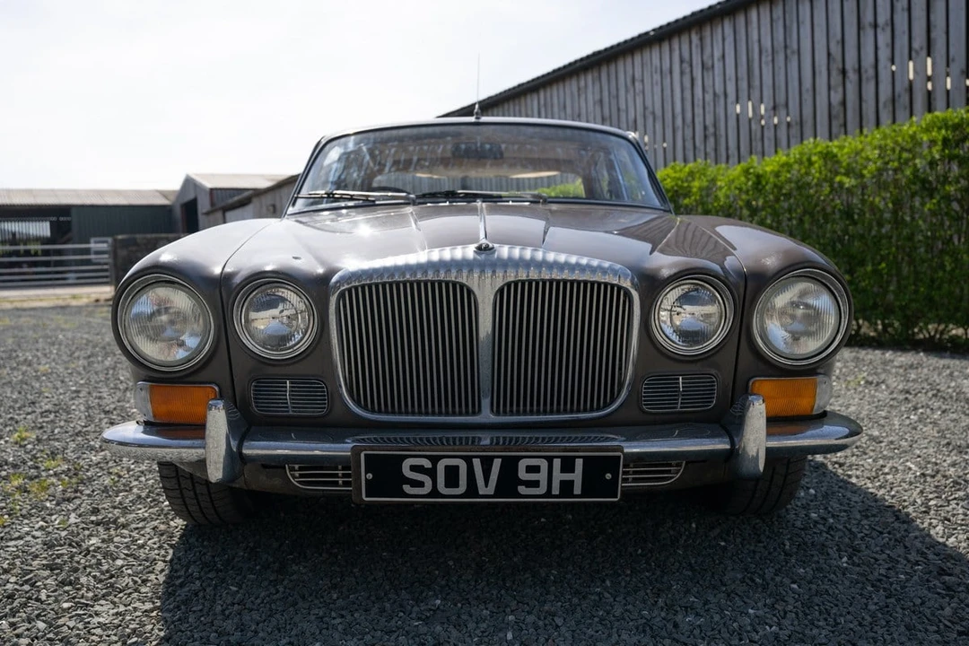 1970 Daimler - Image 5 of 31