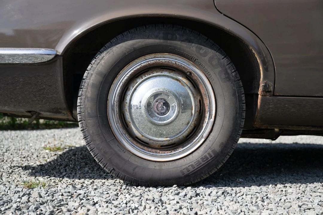 1970 Daimler - Image 12 of 31