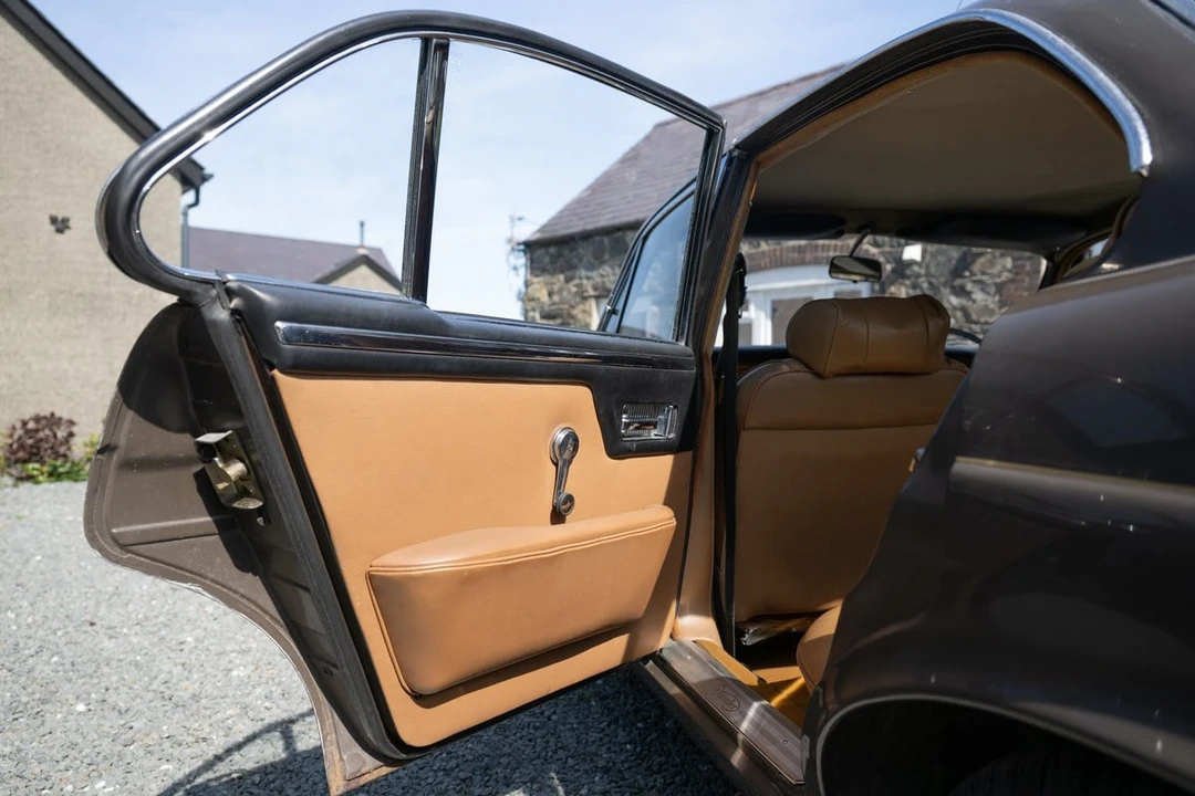 1970 Daimler - Image 24 of 31