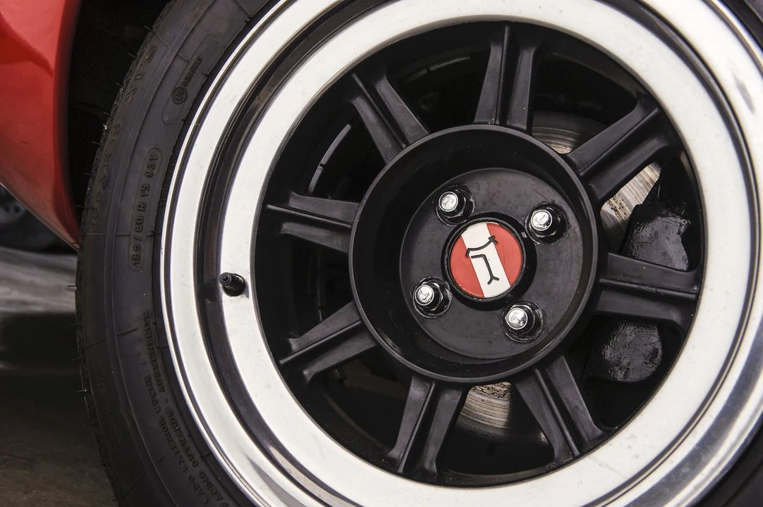 1970 DeTomaso Mangusta - Image 2 of 21