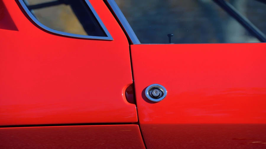 1970 DeTomaso Mangusta - Image 25 of 31