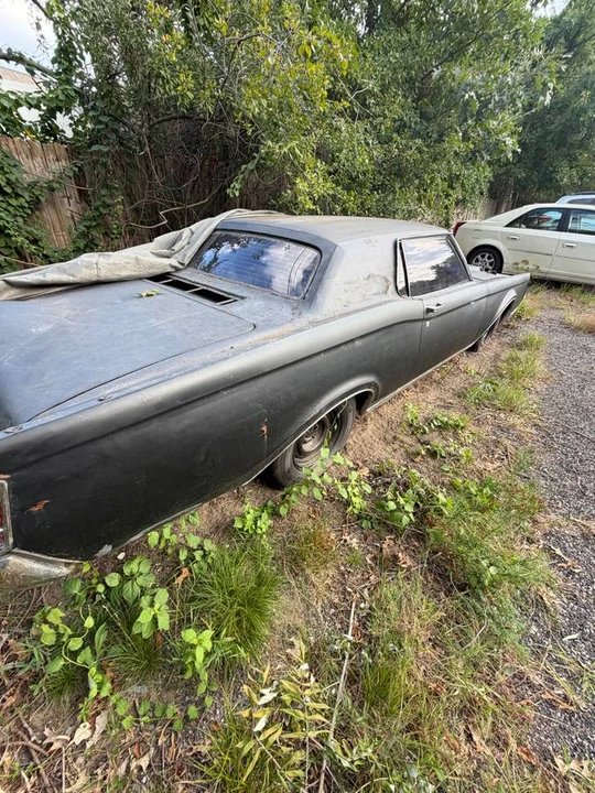 1970 Lincoln Continental 5th Gen - Image 6 of 11