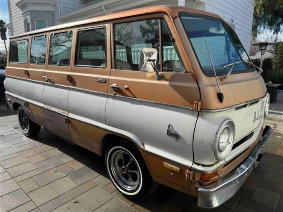 1970 Dodge A100 - Image 4 of 14