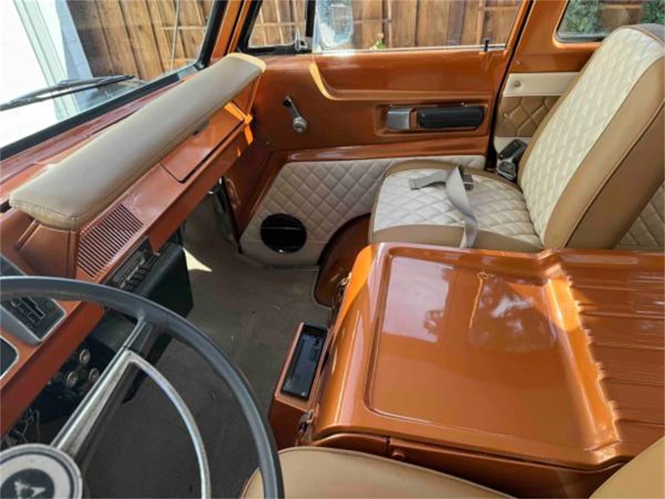 1970 Dodge A100 - Image 8 of 14