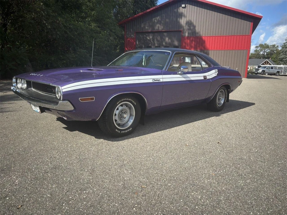 1970 Dodge Challenger 1st Gen - Image 4 of 31