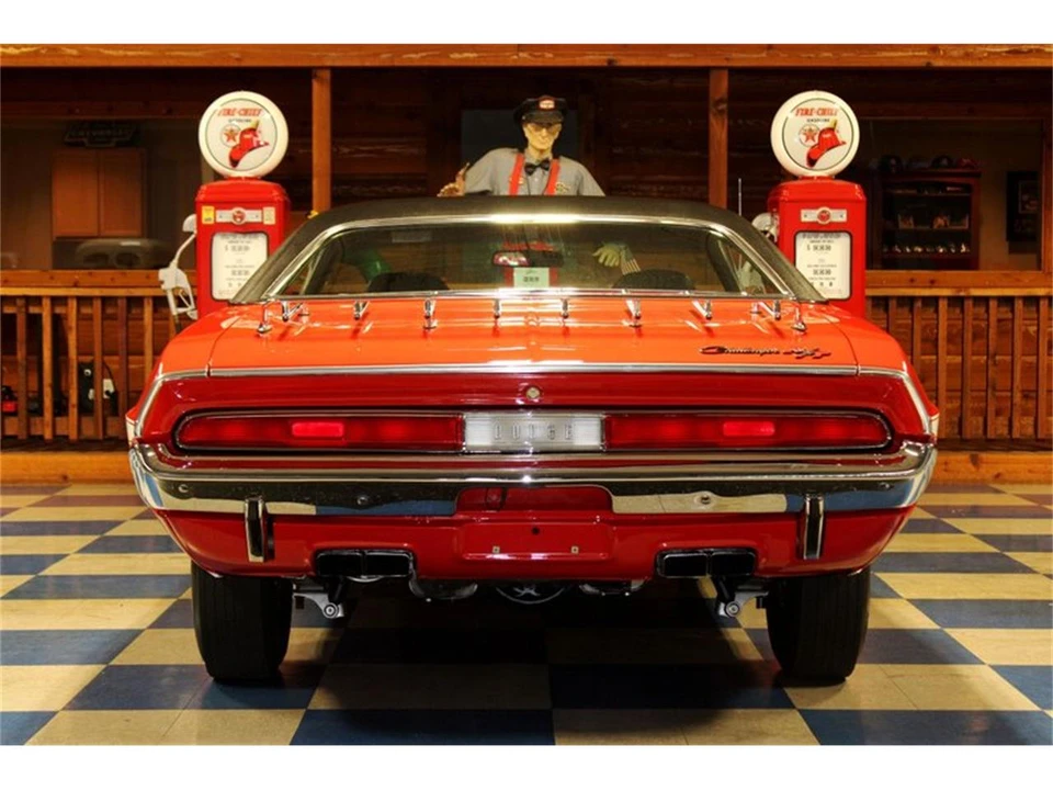 1970 Dodge Challenger 1st Gen - Image 14 of 31