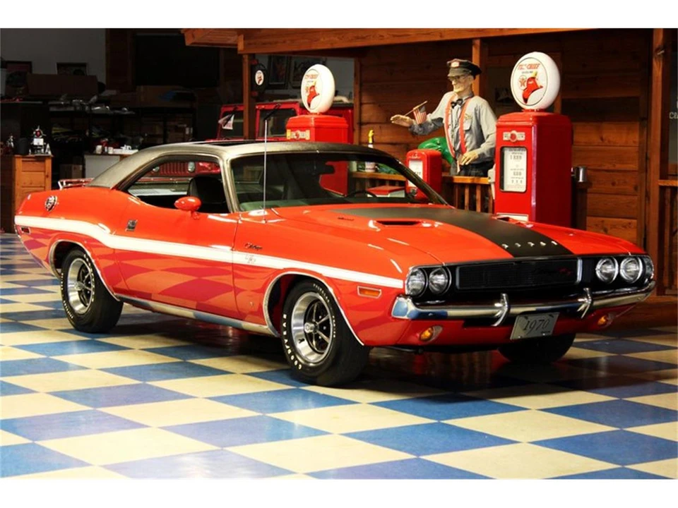 1970 Dodge Challenger 1st Gen - Image 9 of 31