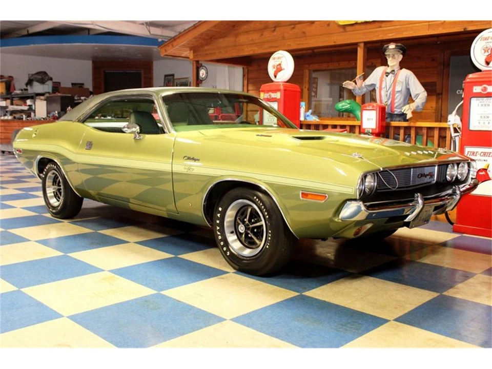 1970 Dodge Challenger 1st Gen - Image 9 of 31