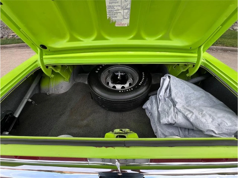 1970 Dodge Challenger 1st Gen - Image 27 of 31