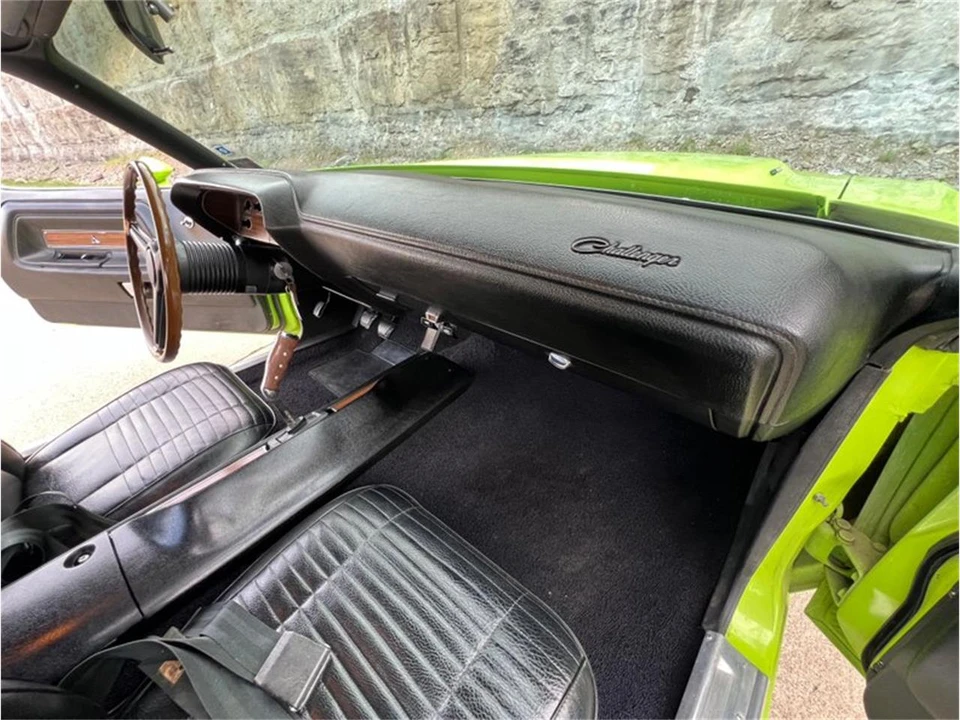 1970 Dodge Challenger 1st Gen - Image 15 of 31