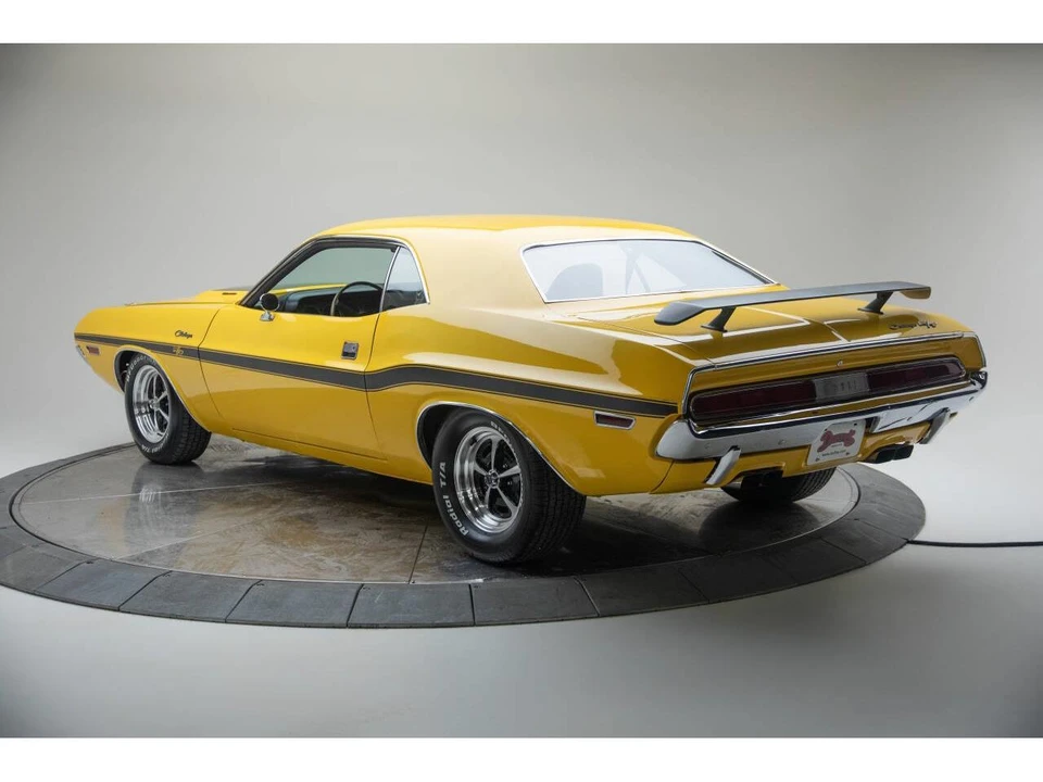 1970 Dodge Challenger 1st Gen - Image 14 of 31