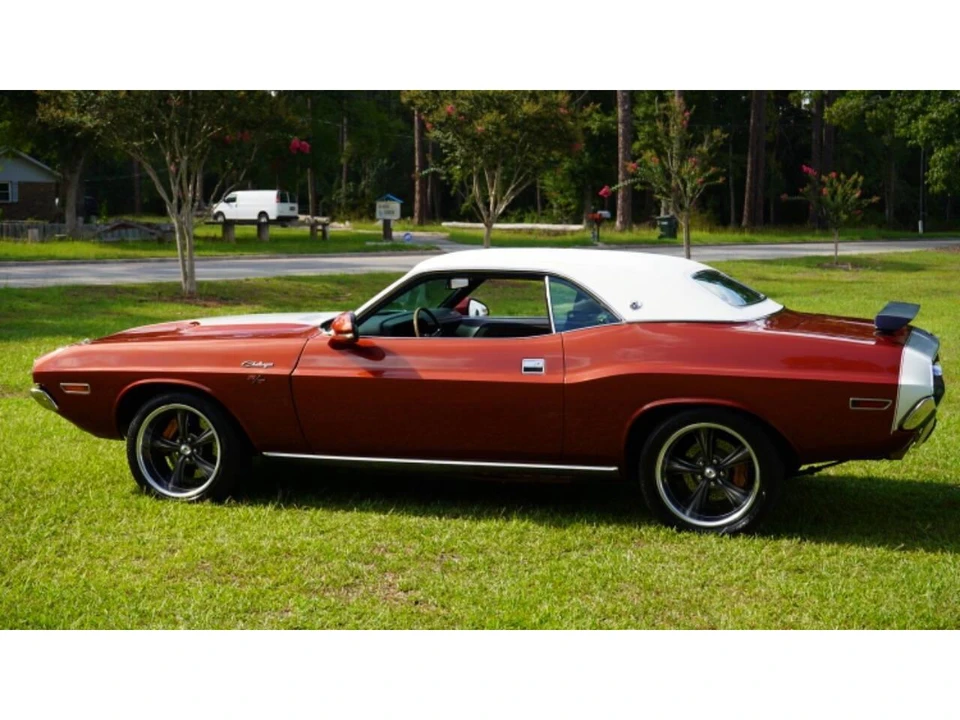 1970 Dodge Challenger 1st Gen - Image 14 of 31
