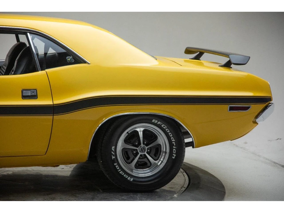 1970 Dodge Challenger 1st Gen - Image 11 of 31
