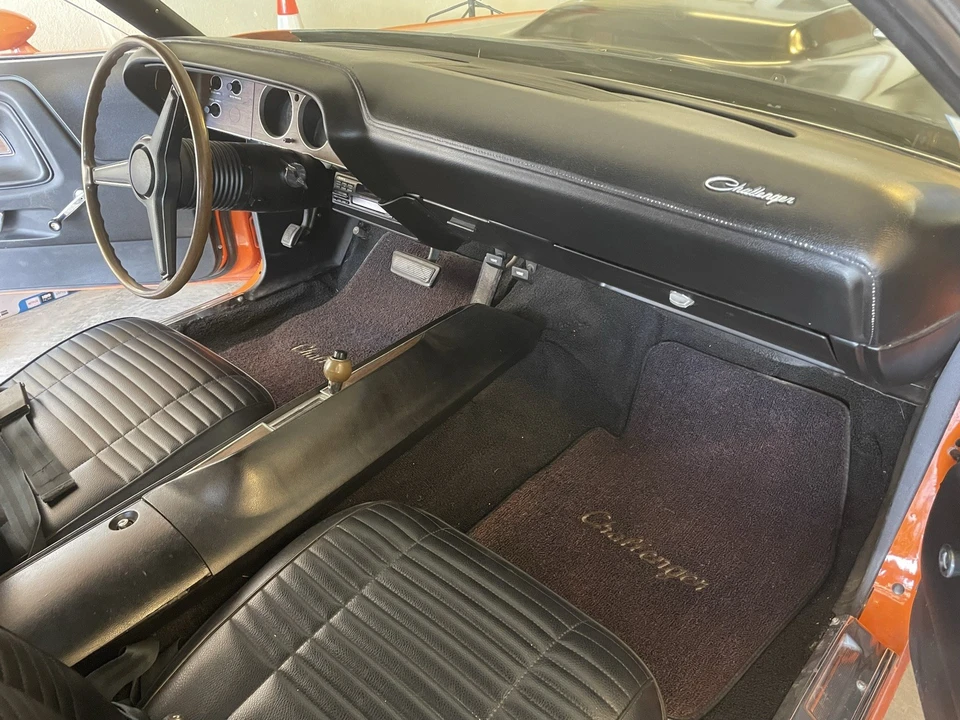 1970 Dodge Challenger 1st Gen - Image 15 of 31