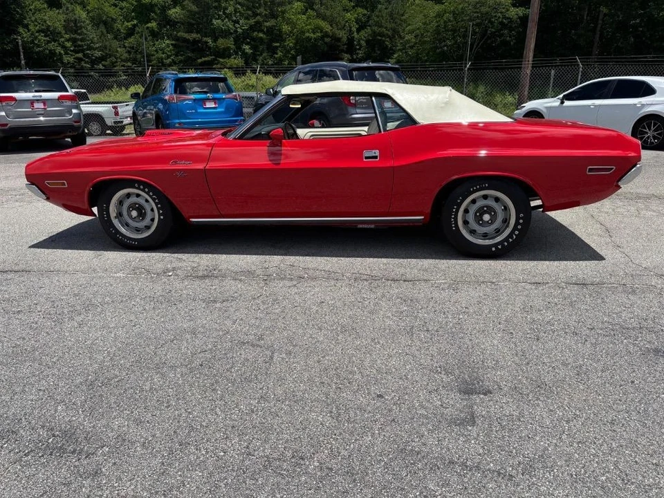 1970 Dodge Challenger Hemi 1st Gen - Image 7 of 21