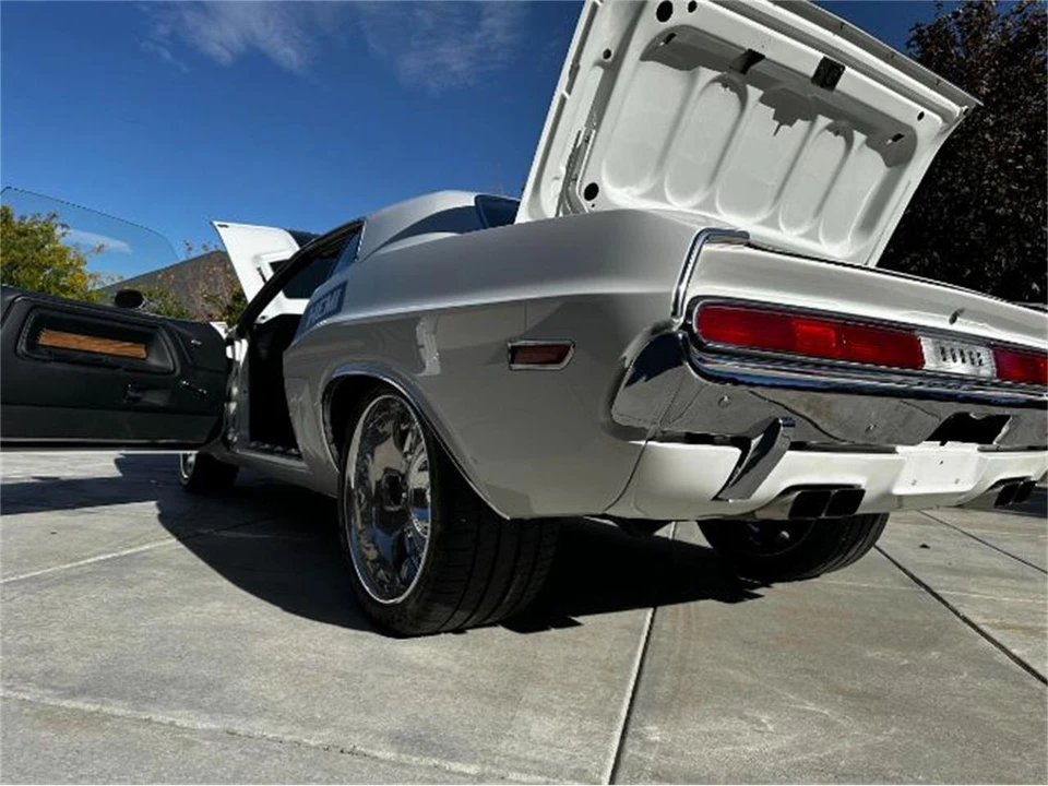1970 Dodge Challenger 1st Gen - Image 8 of 30