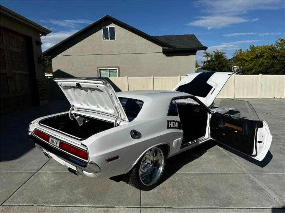 1970 Dodge Challenger 1st Gen - Image 4 of 30