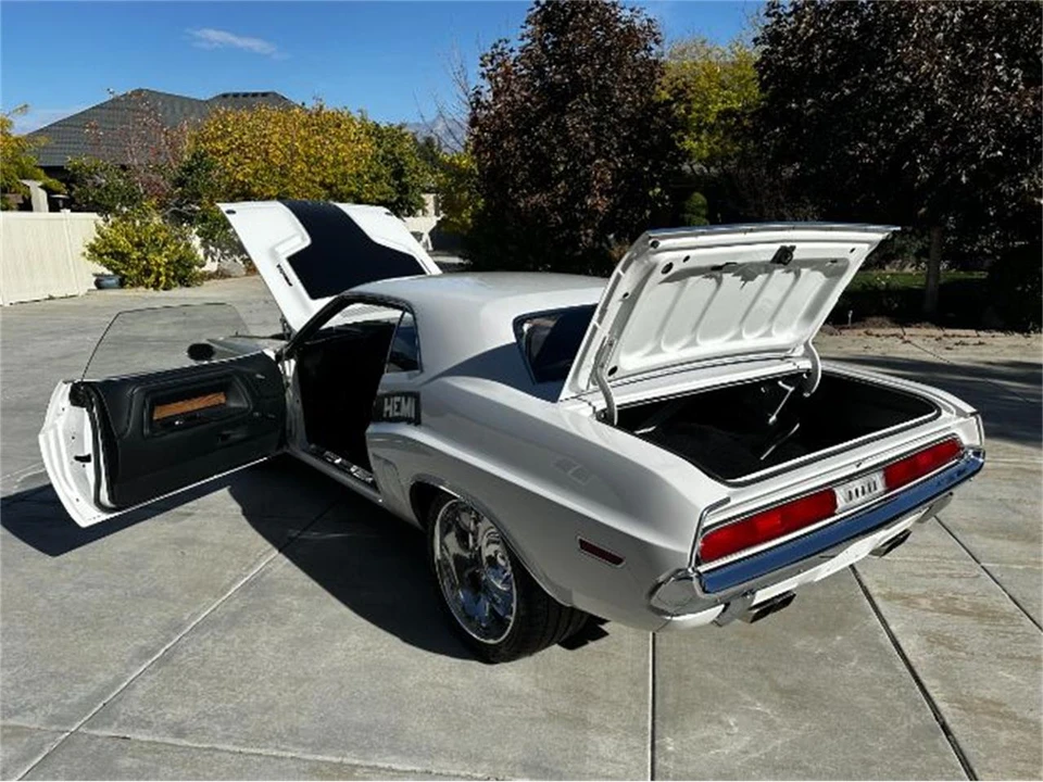 1970 Dodge Challenger 1st Gen - Image 3 of 30