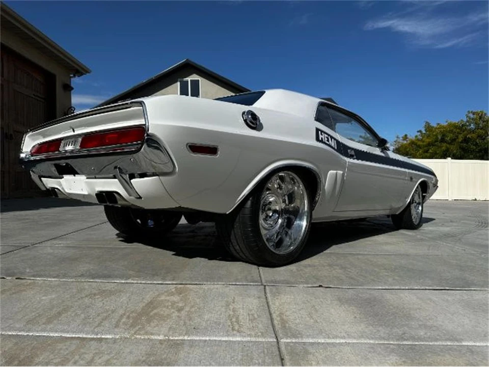 1970 Dodge Challenger 1st Gen - Image 15 of 30