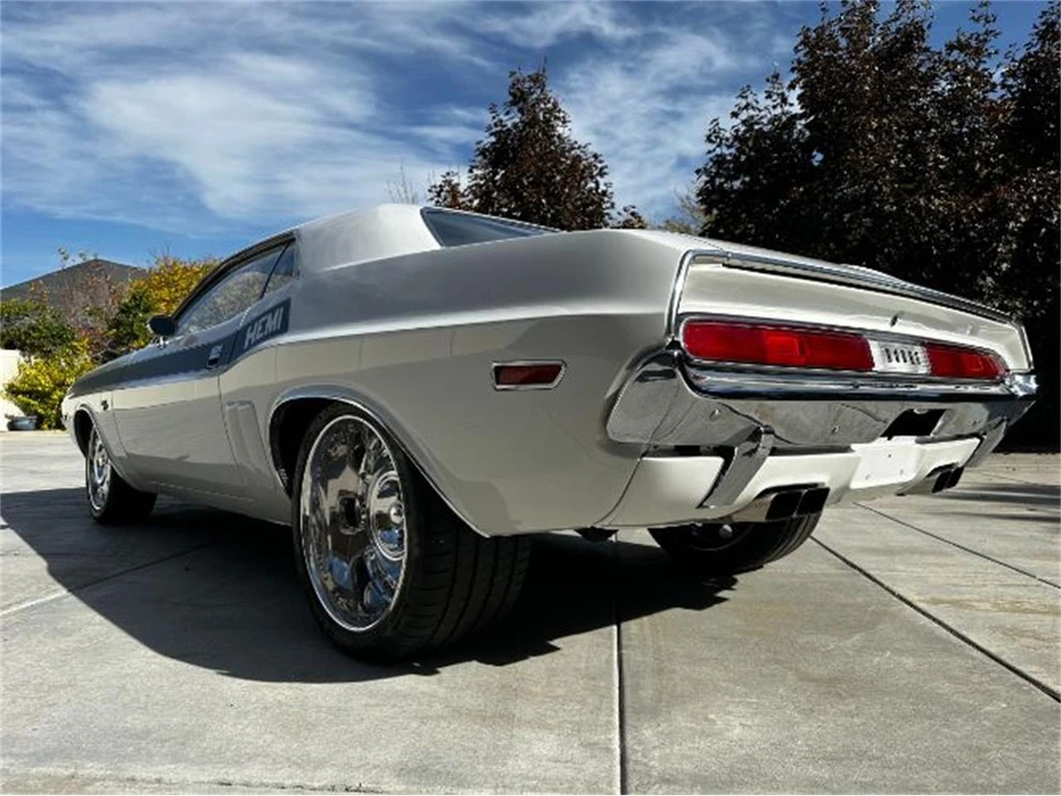1970 Dodge Challenger 1st Gen - Image 17 of 30