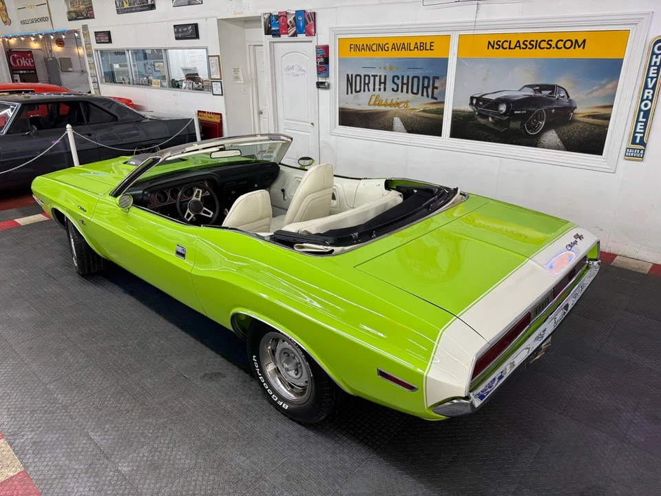 1970 Dodge Challenger Hemi 1st Gen - Image 5 of 21