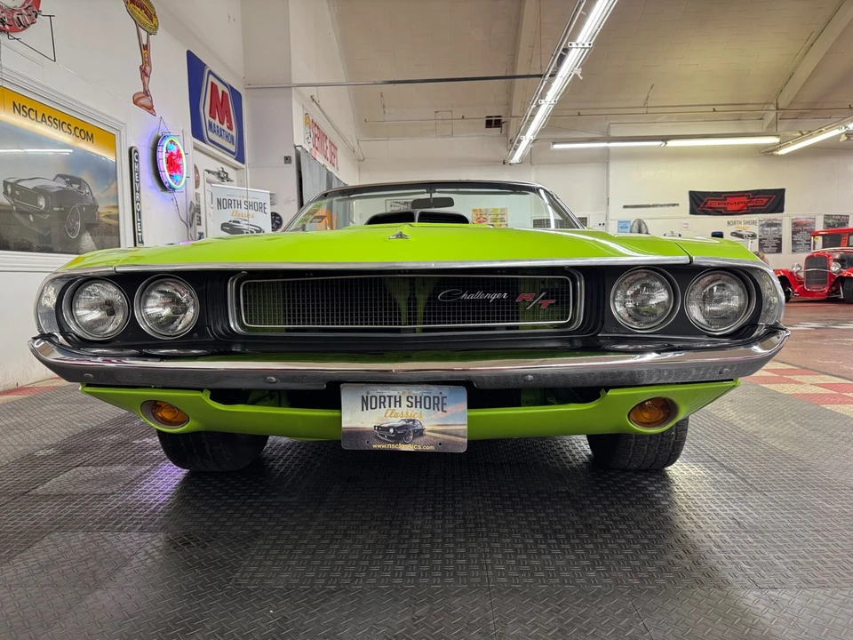 1970 Dodge Challenger Hemi 1st Gen - Image 19 of 21