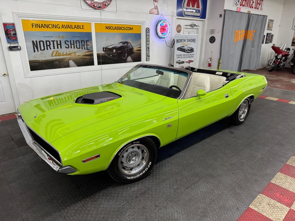 1970 Dodge Challenger Hemi 1st Gen - Image 4 of 21