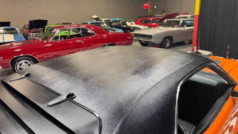 1970 Dodge Challenger Hemi 1st Gen - Image 15 of 18