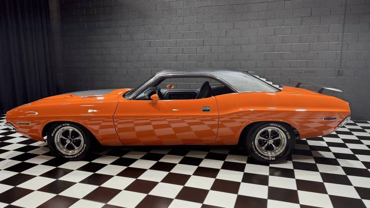 1970 Dodge Challenger Hemi 1st Gen - Image 12 of 21