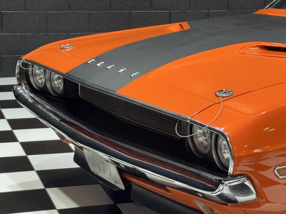 1970 Dodge Challenger Hemi 1st Gen - Image 9 of 21