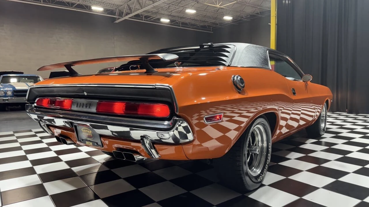 1970 Dodge Challenger Hemi 1st Gen - Image 14 of 21
