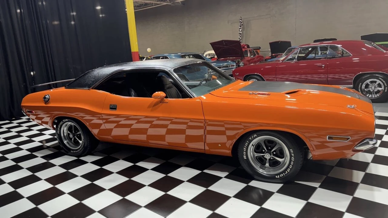 1970 Dodge Challenger Hemi 1st Gen - Image 17 of 21