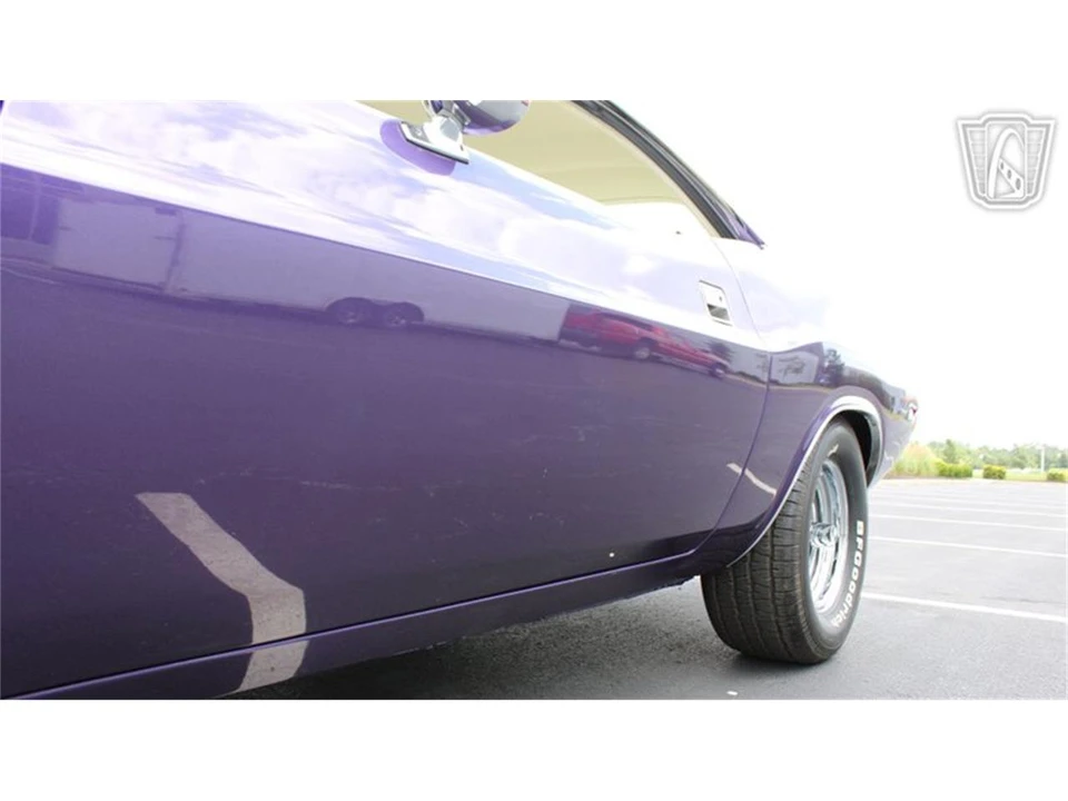 1970 Dodge Challenger 1st Gen - Image 11 of 31