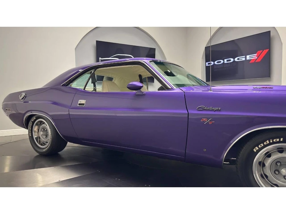 1970 Dodge Challenger 1st Gen - Image 13 of 31