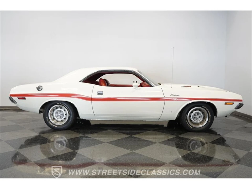 1970 Dodge Challenger 1st Gen - Image 17 of 31