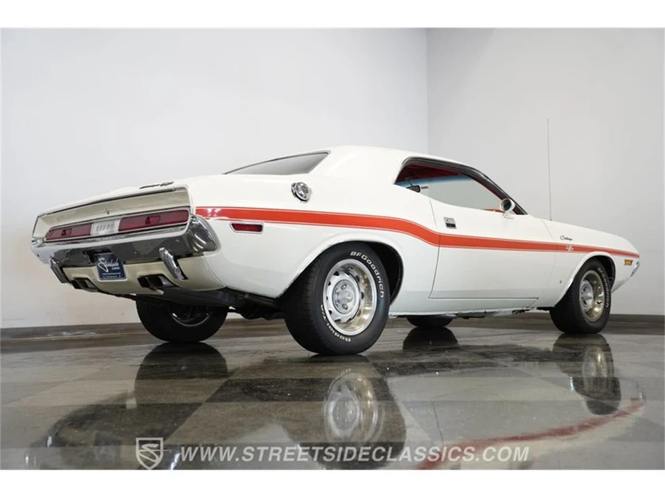 1970 Dodge Challenger 1st Gen - Image 13 of 31