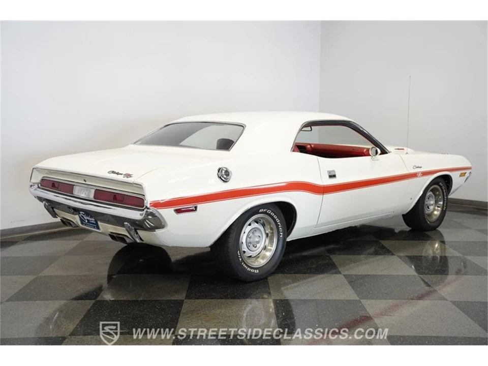 1970 Dodge Challenger 1st Gen - Image 14 of 31