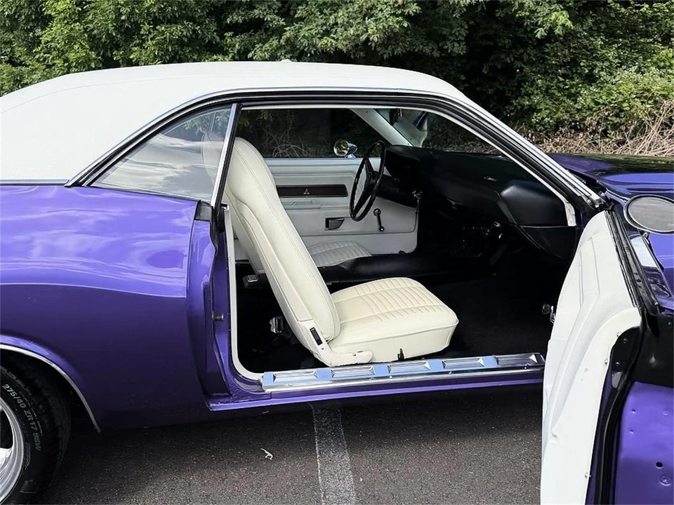 1970 Dodge Challenger 1st Gen - Image 29 of 31
