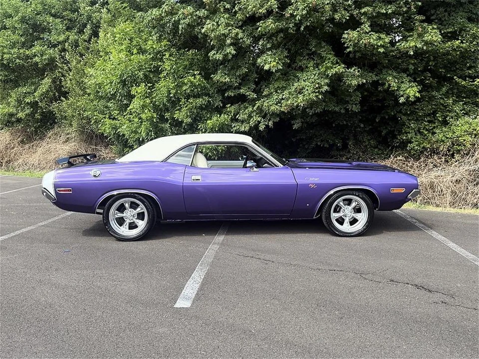 1970 Dodge Challenger 1st Gen - Image 5 of 31