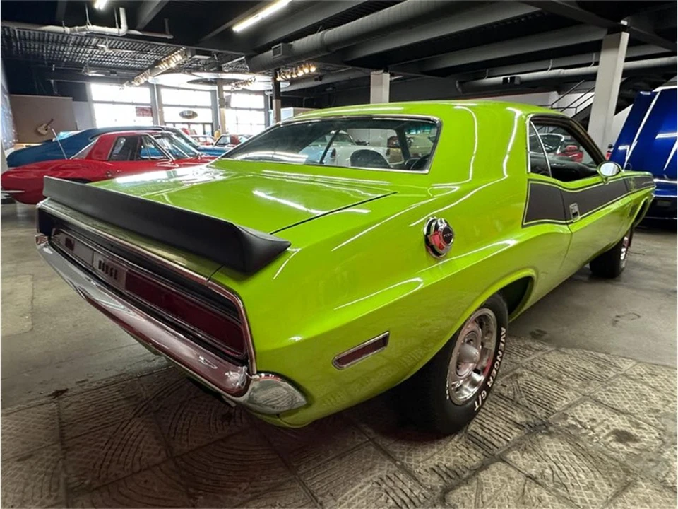 1970 Dodge Challenger 1st Gen - Image 15 of 31
